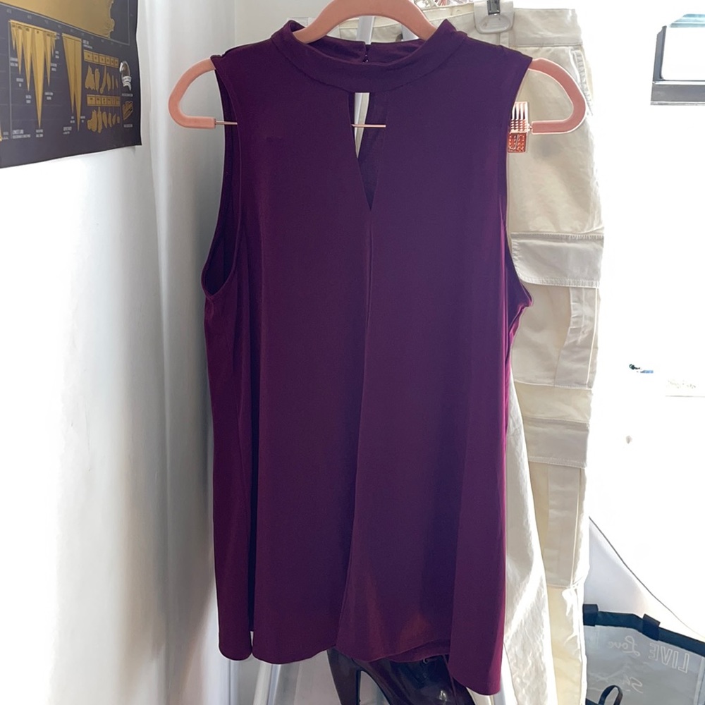 Burgundy sleeveless top
